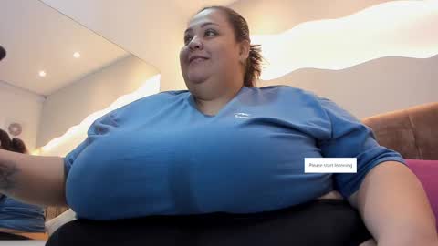 Snapshot of alisson_am chatting on November 5, 2025, 11:32 am Alisson online show from November 5, 2025, 11:32 am