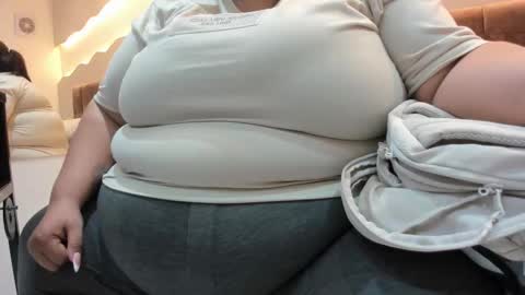 Snapshot of alisson_am chatting on December 20, 2025, 11:06 am Alisson online show from December 20, 2025, 11:06 am