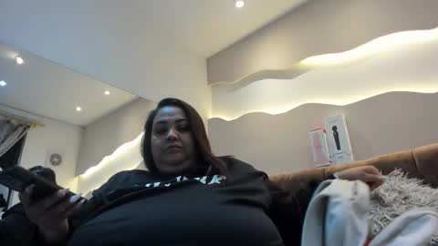 Snapshot of alisson_am chatting on January 15, 2026, 11:15 am Alisson online show from January 15, 2026, 11:15 am