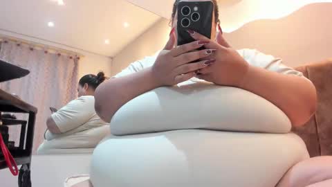 Snapshot of alisson_am chatting on March 20, 2026, 10:42 am Alisson online show from March 20, 2026, 10:42 am