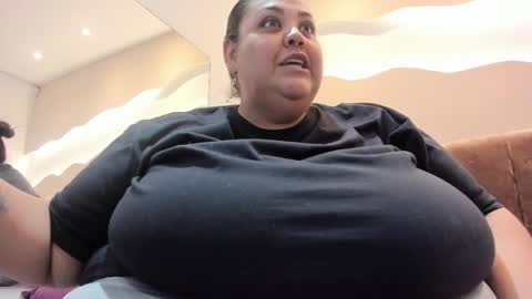 Snapshot of alisson_am chatting on March 26, 2026, 10:26 pm Alisson online show from March 26, 2026, 10:26 pm