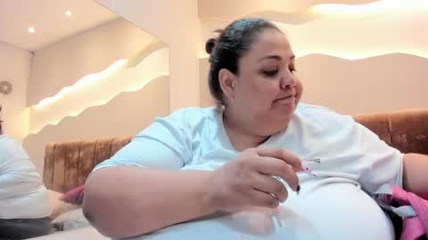 Snapshot of alisson_am chatting on April 3, 2026, 11:30 am Alisson online show from April 3, 2026, 11:30 am