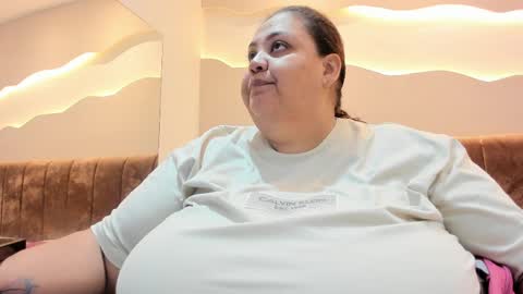 Snapshot of alisson_am chatting on April 8, 2026, 11:21 am Alisson online show from April 8, 2026, 11:21 am