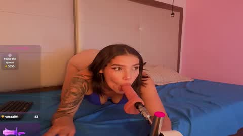 Snapshot of alisson_freckles chatting on February 3, 2026, 4:32 am Alisson online show from February 3, 2026, 4:32 am