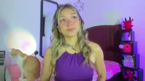 Alisson IG alisson zafiro27 online show from December 18, 2024, 9:14 am