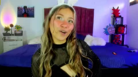 Alisson IG alisson zafiro27 online show from January 9, 2025, 3:55 pm