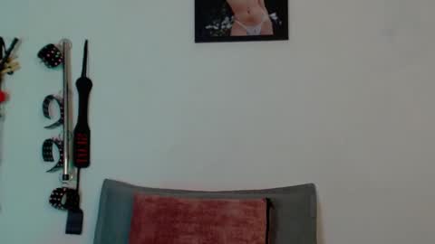 Snapshot of alissonbeckett chatting on December 7, 2024, 12:19 am Alisson Beckett online show from December 7, 2024, 12:19 am