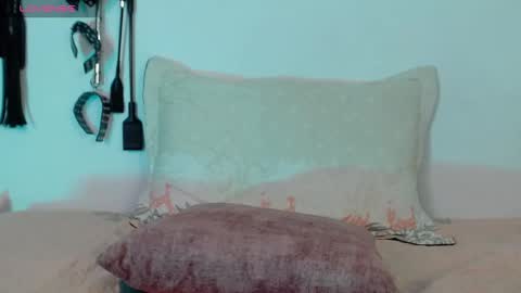 Snapshot of alissonbeckett chatting on February 12, 2025, 10:37 pm Alisson Beckett online show from February 12, 2025, 10:37 pm