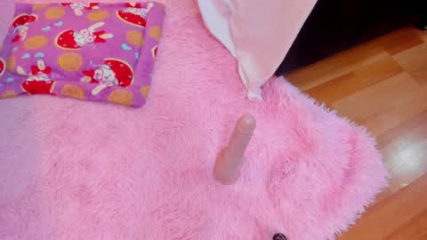 Snapshot of alissonmartin chatting on January 18, 2025, 5:52 am alissonmartin online show from January 18, 2025, 5:52 am