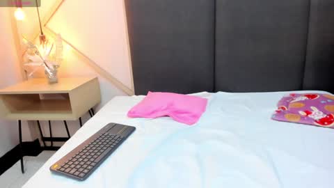 Snapshot of alissonmartin chatting on February 7, 2025, 3:08 pm alissonmartin online show from February 7, 2025, 3:08 pm