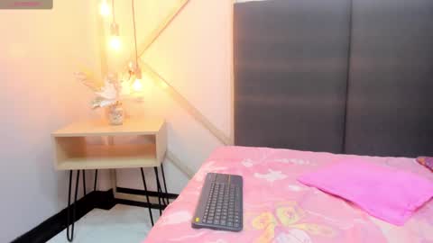 Snapshot of alissonmartin chatting on February 26, 2025, 3:41 pm alissonmartin online show from February 26, 2025, 3:41 pm