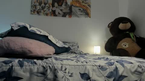 Goddess  online show from November 10, 2025, 2:21 am