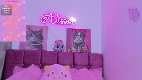 Alisson  online show from April 9, 2026, 2:11 pm