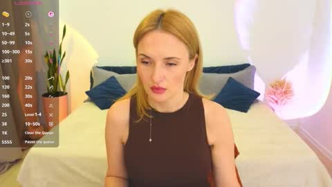 alisssarose online show from March 25, 2026, 8:26 pm