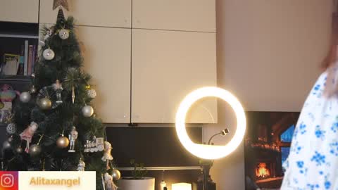 A L I T A online show from January 23, 2025, 5:42 pm