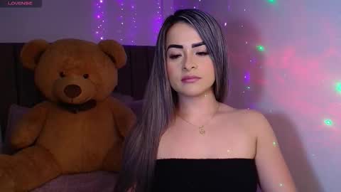 Snapshot of alix_barker chatting on November 22, 2025, 12:31 am Alix online show from November 22, 2025, 12:31 am