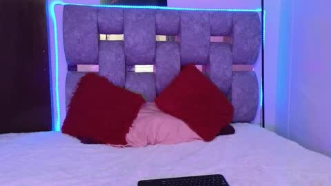 Snapshot of alix_kitty_ chatting on December 2, 2025, 8:59 pm alix_kitty_ online show from December 2, 2025, 8:59 pm