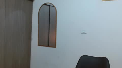 alix online show from November 5, 2025, 5:07 am