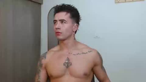 Snapshot of alixmartin1 chatting on December 19, 2025, 4:14 pm alix online show from December 19, 2025, 4:14 pm