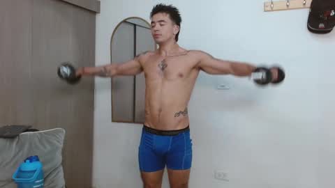 Snapshot of alixmartin1 chatting on February 19, 2026, 9:11 pm alix online show from February 19, 2026, 9:11 pm