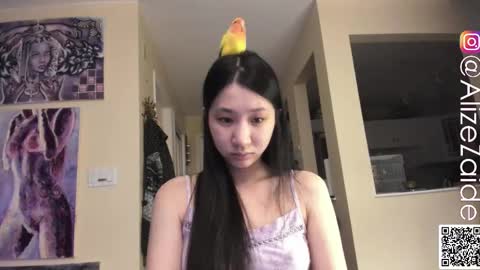 Alize Zaide online show from November 6, 2025, 7:15 pm