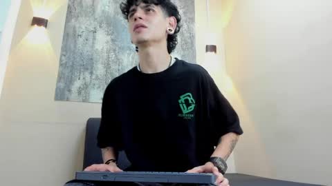 Snapshot of alkimia_tt chatting on March 30, 2026, 3:24 pm JEFERSON online show from March 30, 2026, 3:24 pm