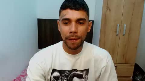 Snapshot of allanbarreto chatting on February 15, 2026, 6:48 pm Allan online show from February 15, 2026, 6:48 pm