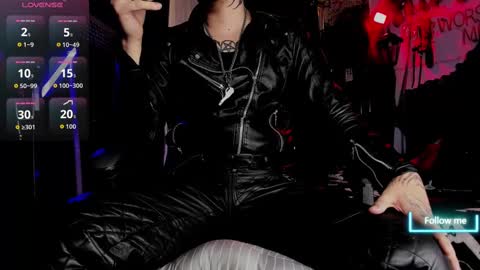Snapshot of allanhurtss chatting on October 2, 2025, 2:46 pm online show from October 2, 2025, 2:46 pm