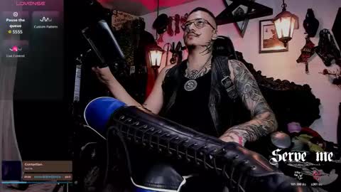 Snapshot of allanhurtss chatting on March 12, 2026, 6:03 pm online show from March 12, 2026, 6:03 pm