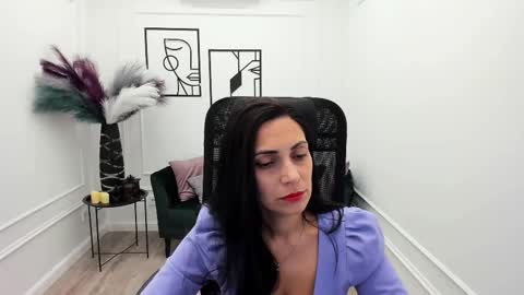 allayerty online show from November 19, 2025, 11:21 am