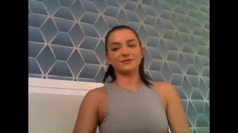 Snapshot of alle_babyx chatting on February 18, 2026, 1:18 pm Alesia online show from February 18, 2026, 1:18 pm