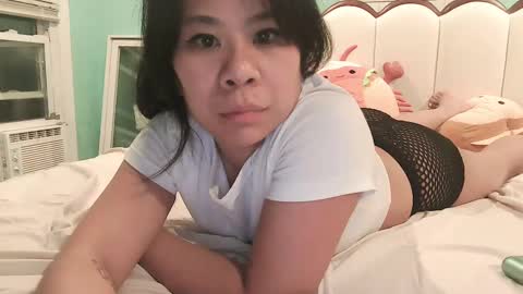 allecoholics_anonymous online show from November 24, 2025, 12:54 am