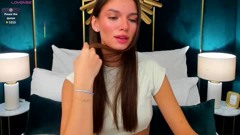 Snapshot of allexag chatting on October 4, 2025, 5:27 am Lexi online show from October 4, 2025, 5:27 am