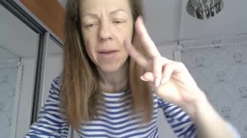 Snapshot of allexandraxxx chatting on February 28, 2026, 11:44 am allexandraxxx online show from February 28, 2026, 11:44 am