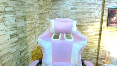 Snapshot of allfor_lavinia chatting on April 6, 2026, 4:46 am Lavinia online show from April 6, 2026, 4:46 am
