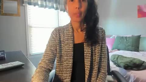 wishlist on bio online show from January 8, 2025, 9:34 pm