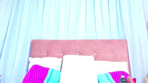 Snapshot of alliciakim chatting on November 11, 2025, 7:14 pm Allicia online show from November 11, 2025, 7:14 pm