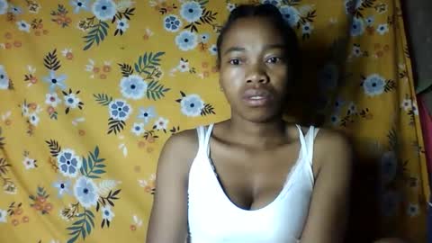 alliciax632770 online show from December 5, 2025, 12:52 am