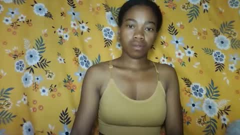 alliciax632770 online show from December 15, 2025, 1:10 am