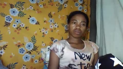 alliciax632770 online show from December 16, 2025, 3:17 pm