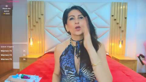 Aliie  online show from November 15, 2025, 12:02 pm