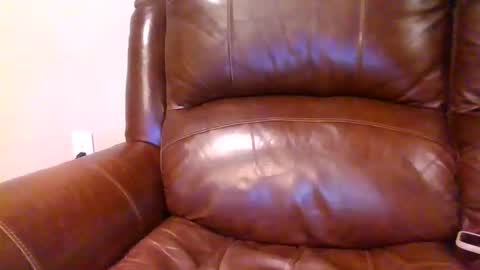 alliebearx online show from January 19, 2026, 3:05 pm