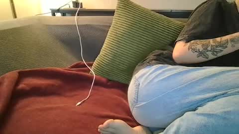 alliebearx online show from June 30, 2026, 3:35 pm