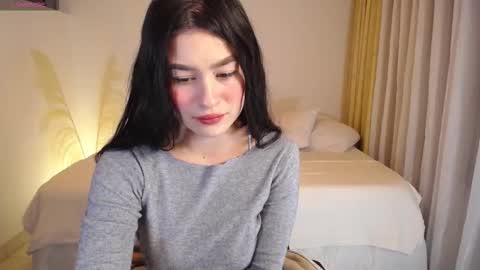 Snapshot of allierose_ chatting on January 15, 2026, 11:48 am Allie online show from January 15, 2026, 11:48 am