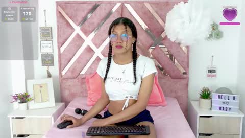 Snapshot of allis0n_ik chatting on October 15, 2025, 12:05 pm ALLIS0N IK online show from October 15, 2025, 12:05 pm