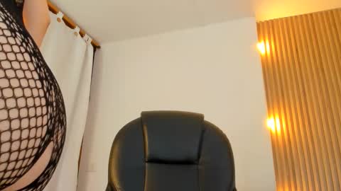 Snapshot of allison_fosther chatting on December 20, 2025, 3:57 am allison_fosther online show from December 20, 2025, 3:57 am