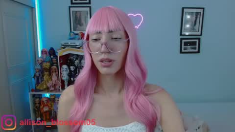   online show from February 9, 2025, 3:43 am