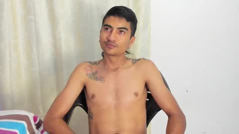 AllisonJustin online show from February 13, 2025, 6:52 am