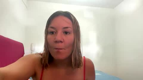 allisonlove2 online show from April 22, 2026, 4:52 pm