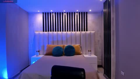 Snapshot of allisonrogersx chatting on February 22, 2026, 11:20 am Allison Rogers online show from February 22, 2026, 11:20 am